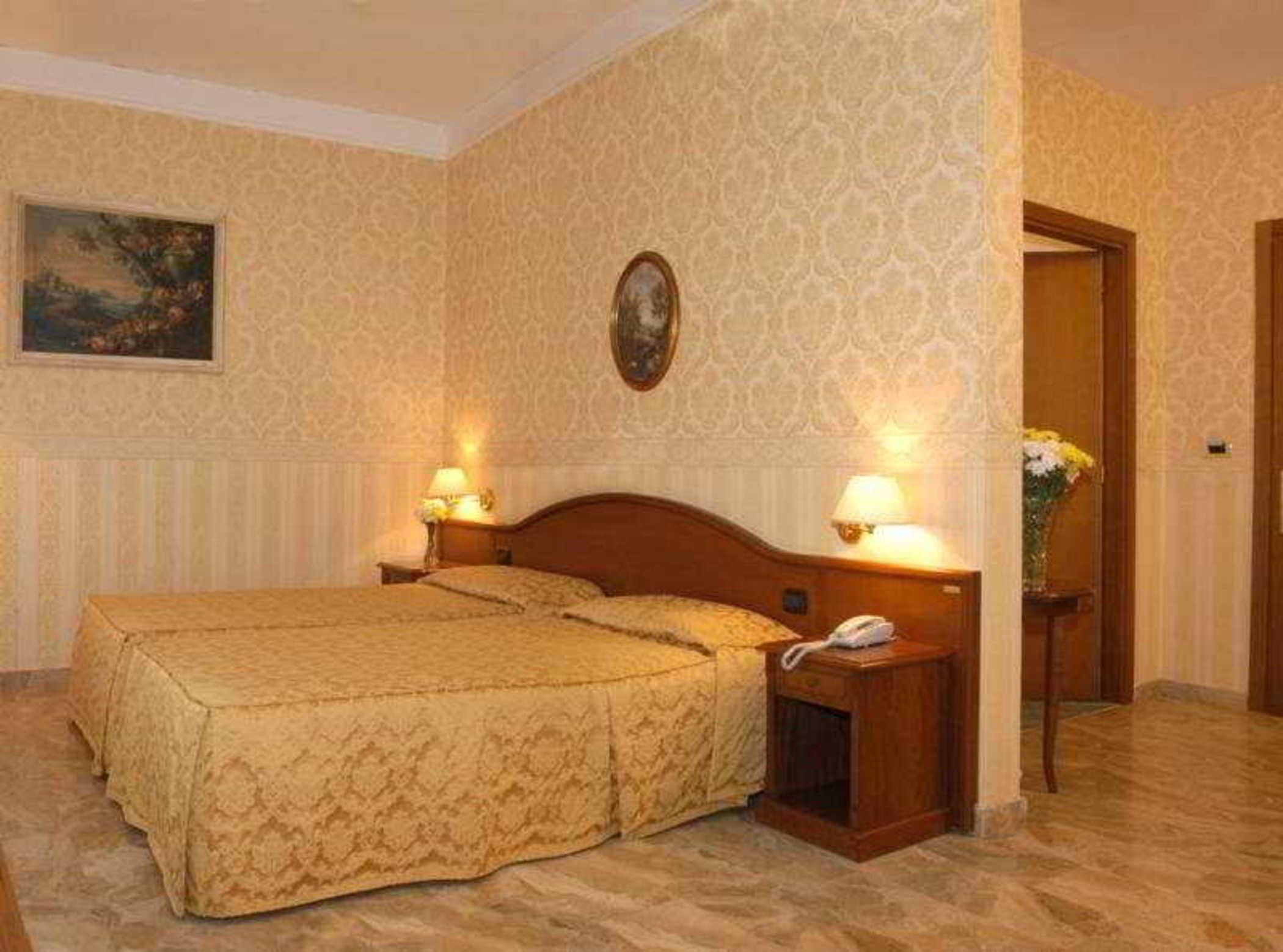 Hotel Orazia Ρώμη Εξωτερικό φωτογραφία