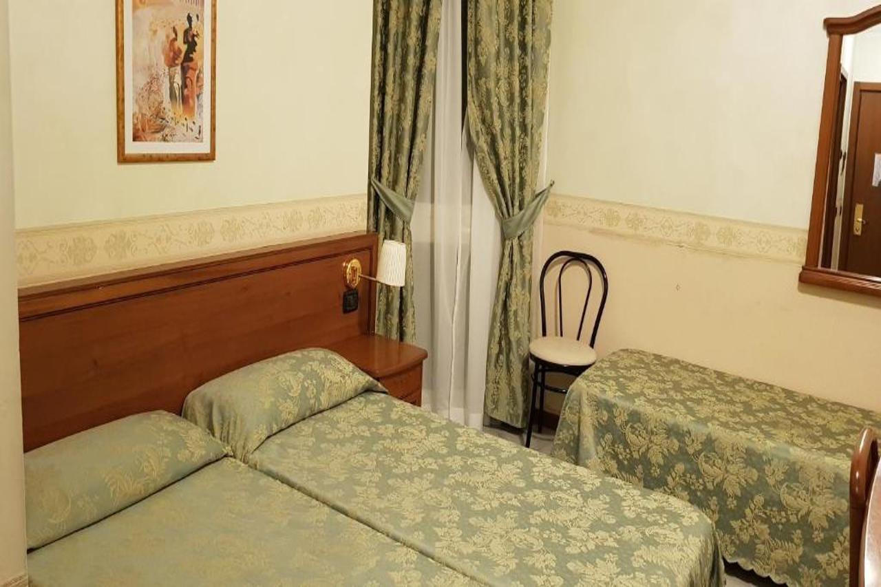 Hotel Orazia Ρώμη Εξωτερικό φωτογραφία