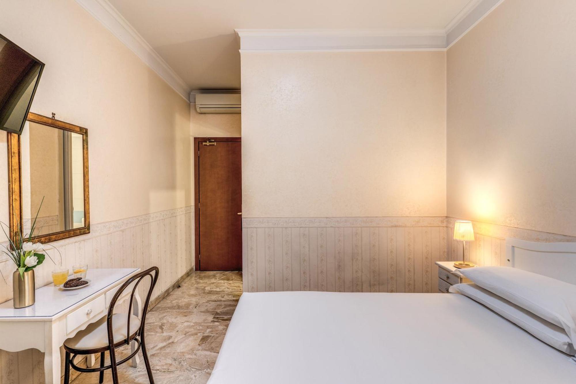 Hotel Orazia Ρώμη Εξωτερικό φωτογραφία